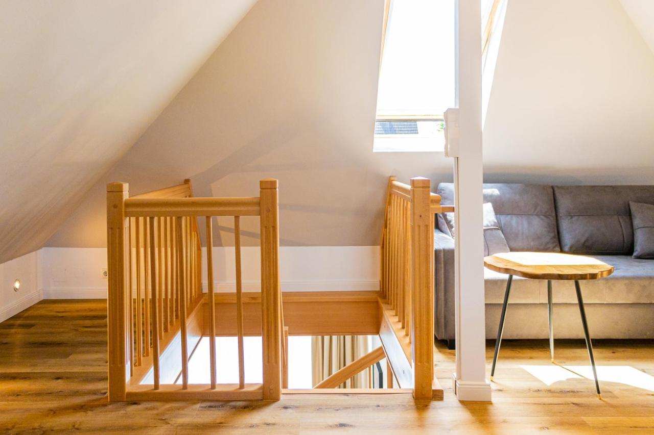 Moderne Maisonette Ferienwohnung Mit Gartenzugang, Nur 7 Gehminuten Zum Strand, Parkplatz & Fahrradunterstellplatz 沙博伊茨 外观 照片