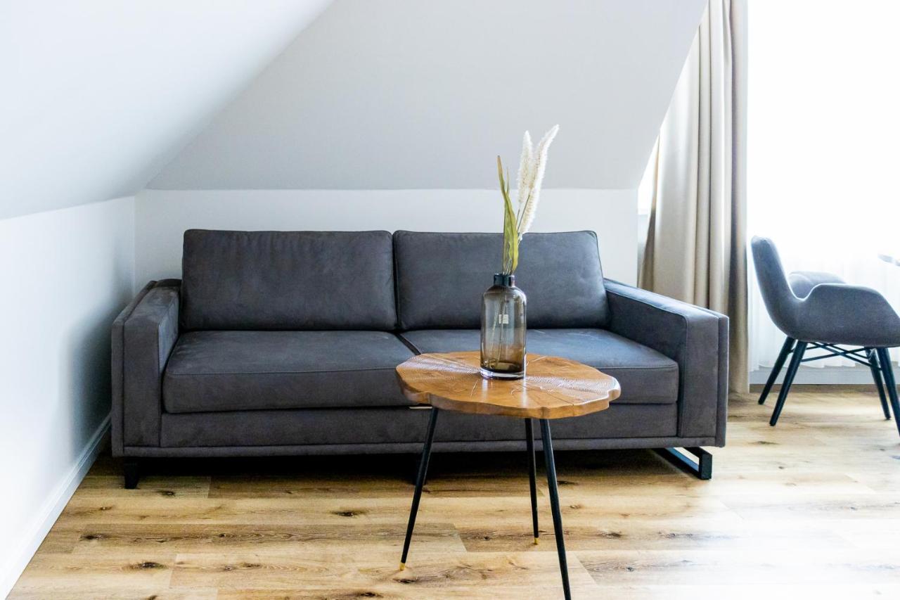 Moderne Maisonette Ferienwohnung Mit Gartenzugang, Nur 7 Gehminuten Zum Strand, Parkplatz & Fahrradunterstellplatz 沙博伊茨 外观 照片